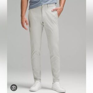 [28X32L] BNWT Lululemon Athletica Men’s Slim Fit Commission Pant Grey